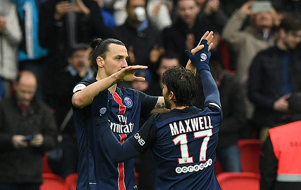 Zlatan Ibrahimovic And Maxwell best football friends Paris Saint-Germain's Swedish forward Zlatan Ibrahimovic (C) is congratuled by his teammate Brazilian defender Maxwell after scoring during the French L1 football match between Paris Saint-Germain and Nice at the Parc des Princes stadium in Paris on April 2, 2016. AFP PHOTO / FRANCK FIFE / AFP / FRANCK FIFE