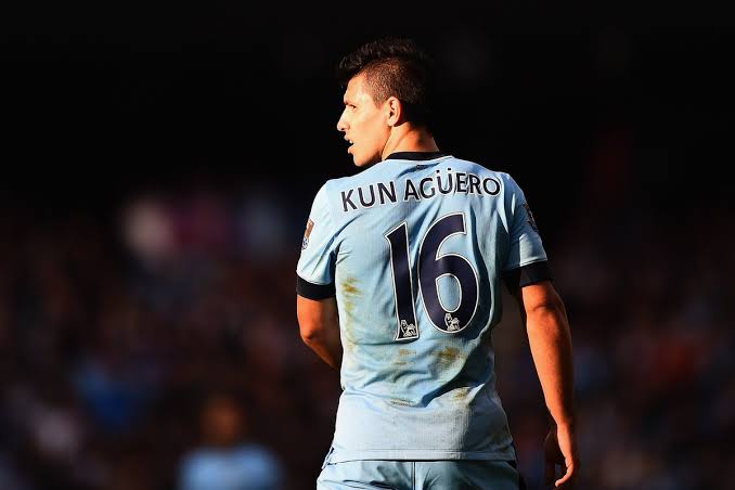 Famous Footballers Who Wore The Number 16 Jersey Top Soccer Blog