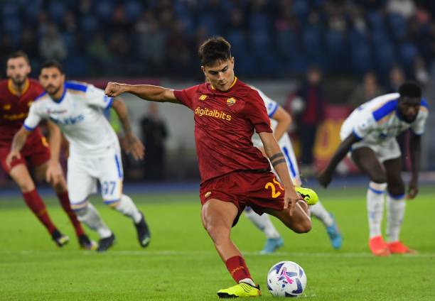 Paulo Dybala best left-footed football players 2023 ROME, ITALY - OCTOBER 09: Paulo Dybala of AS Roma kicks and score a penalty 2-1 during the Serie A match between AS Roma and US Lecce at Stadio Olimpico on October 09, 2022 in Rome, Italy. 