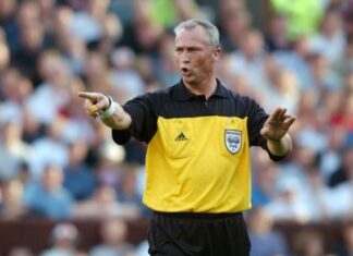 Dick Jol soccer players who became referees