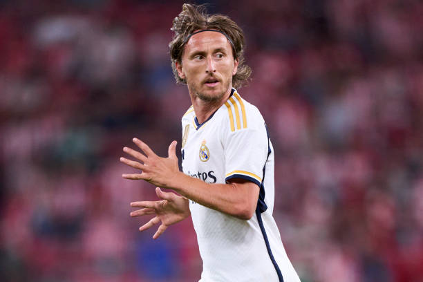 Luka Modrić best midfielders in the world BILBAO, SPAIN - AUGUST 12: Luka Modric of Real Madrid in action during the LaLiga EA Sports match between Athletic Club and Real Madrid CF at Estadio de San Mames on August 12, 2023 in Bilbao, Spain.