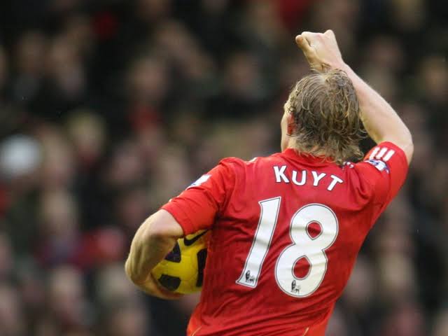 Dirk Kuyt football players who wore number 18