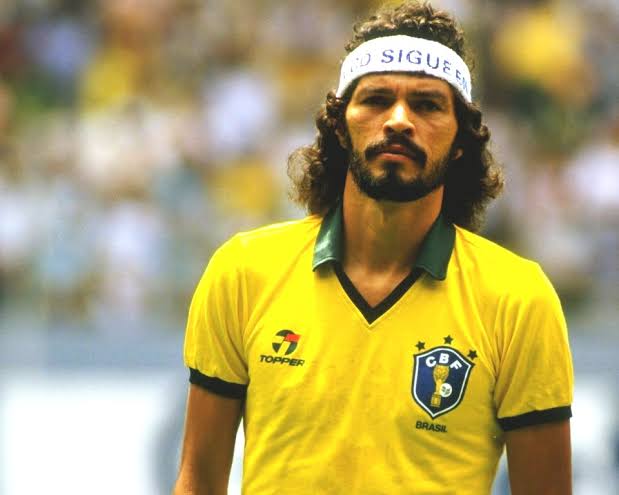 Sócrates footballers who were doctors