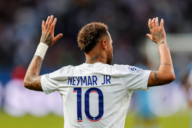 Neymar football players who wear number 10
