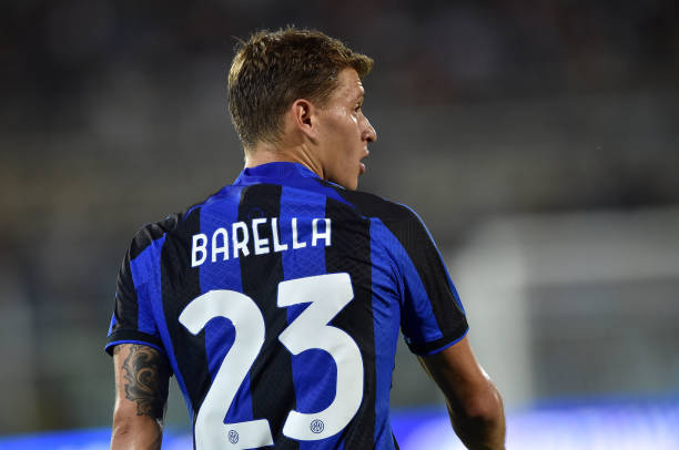 Nicolò Barella soccer players who wear number 23