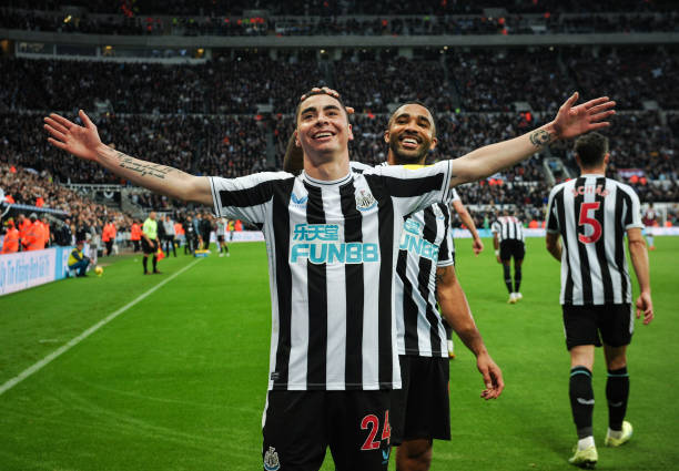 NEWCASTLE UPON TYNE, ENGLAND - OCTOBER 29: Miguel Almirón of Newcastle United FC (24) celebrates after scoring Newcastles fourth goalduring the Premier League match between Newcastle United and Aston Villa at St. James Park on October 29, 2022 in Newcastle upon Tyne, England.