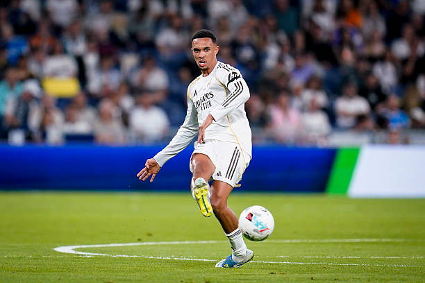 MADRID, SPAIN - APRIL 21: Trent Alexander-Arnold of Real Madrid CF in action during the Spanish League, LaLiga EA Sports, football match played between Real Madrid CF and Deportivo Alaves at Bernabeu stadium on April 21, 2026, in Madrid, Spain.