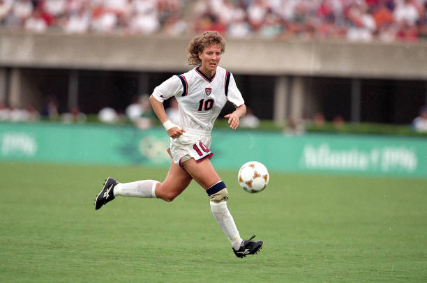 Michelle Akers best women's soccer players of all time 