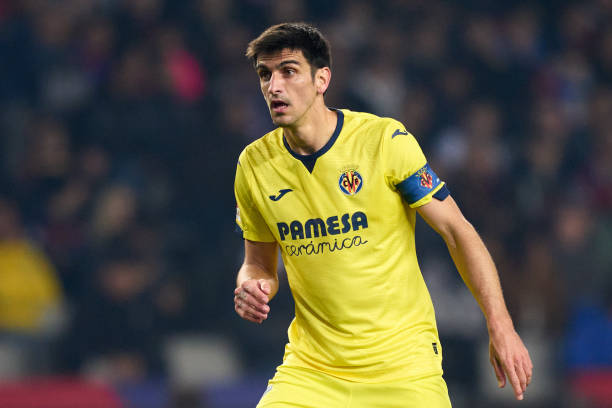 Gerard Moreno most underrated football players in the world BARCELONA, SPAIN - JANUARY 27: Gerard Moreno of Villarreal CF looks on during the LaLiga EA Sports match between FC Barcelona and Villarreal CF at Estadi Olimpic Lluis Companys on January 27, 2024 in Barcelona, Spain. 