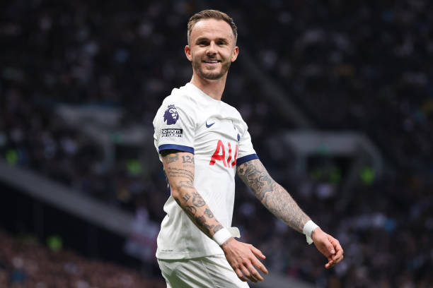 James Maddison best playmakers in football LONDON, ENGLAND - MAY 14: James Maddison of Tottenham Hotspur during the Premier League match between Tottenham Hotspur and Manchester City at Tottenham Hotspur Stadium on May 14, 2024 in London, England.