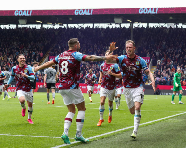 Burnley players celebrate Soccer clubs that start with B