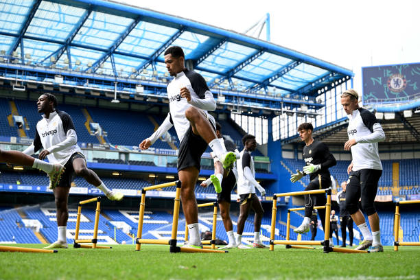 How Do Soccer Players Train? LONDON, ENGLAND - AUGUST 11: Axel Disasi, Levi Colwill and Mykhailo Mudryk of Chelsea during a training session at Stamford Bridge on August 11, 2023 in London, England.