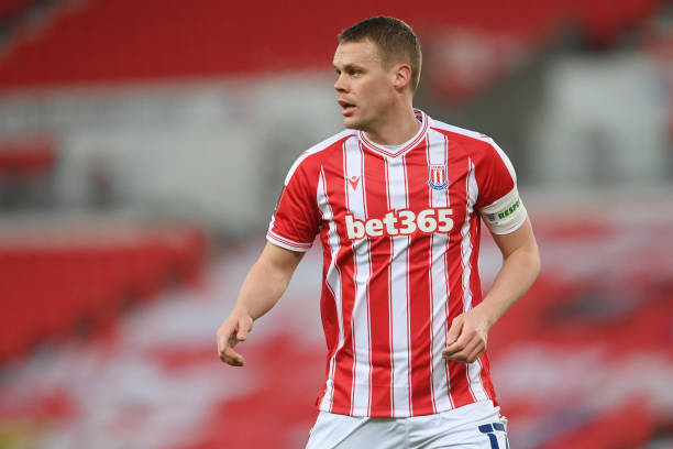 Ryan Shawcross most aggressive football players STOKE ON TRENT, ENGLAND - JANUARY 09: Ryan Shawcross of Stoke City in action during the FA Cup Third Round match between Stoke City and Leicester City at Bet365 Stadium on January 09, 2021 in Stoke on Trent, England. The match will be played without fans, behind closed doors as a Covid-19 precaution.