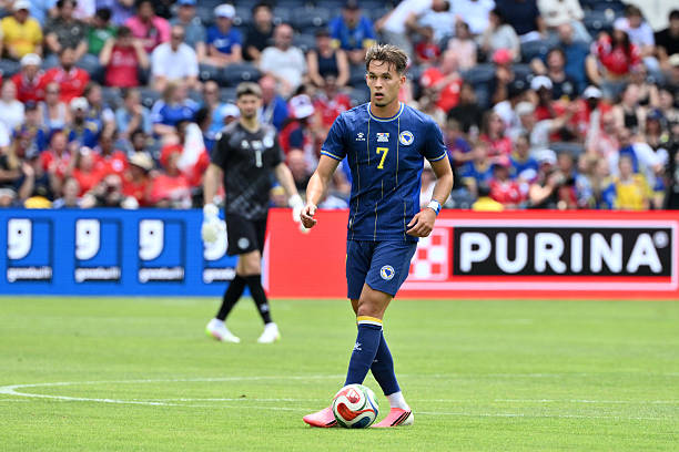 ST LOUIS, MISSOURI - JUNE 6: Amar Dedic #7 of Bosnia and Herzegovina with the ball during the second half of the international friendly match between Panama and Bosnia & Herzegovina at Energizer Park on June 6, 2026 in St Louis, Missouri.