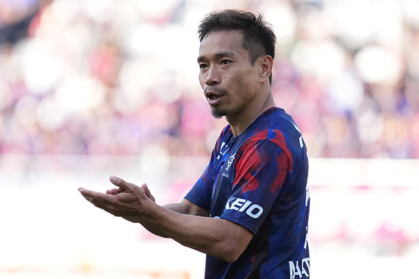 Yūto Nagatomo oldest players at 2026 World Cup CHOFU, JAPAN - MAY 10: Yuto Nagatomo of FC Tokyo looks on during the J.LEAGUE MEIJI YASUDA J1 100 YEAR VISION LEAGUE 16th Sec. match between FC TOKYO and Tokyo Verdy at Ajinomoto Stadium on May 10, 2026 in Chofu, Tokyo, Japan.