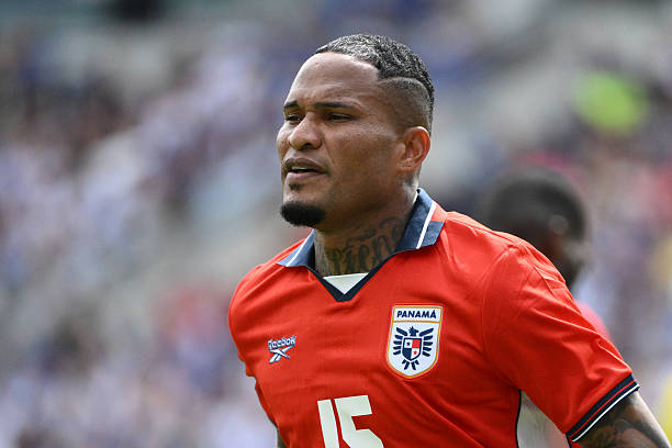 ST LOUIS, MISSOURI - JUNE 6: Eric Davis #15 of Panama during the second half of the international friendly match between Panama and Bosnia & Herzegovina at Energizer Park on June 6, 2026 in St Louis, Missouri.