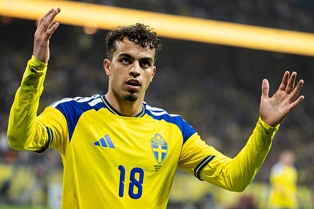 SOLNA, SWEDEN - JUNE 4: Yasin Ayari of Sweden during the international friendly match between Sweden and Greece at Strawberry Arena on June 4, 2026 in Solna, Sweden.