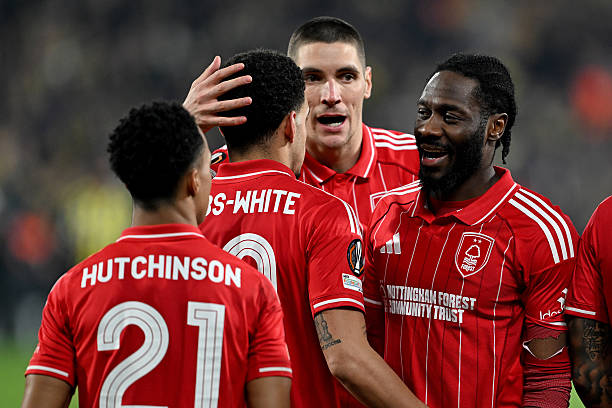 ISTANBUL, TURKIYE - FEBRUARY 19: Morgan Gibbs-White (10) of Nottingham Forest celebrates with his teammates after scoring a goal during first leg of the UEFA Europa League round of 16 play-off football match between Fenerbahce and Nottingham Forest at Chobani Stadium in Istanbul, Turkiye on February 19, 2026. Nottingham Forest soccer teams that play in red